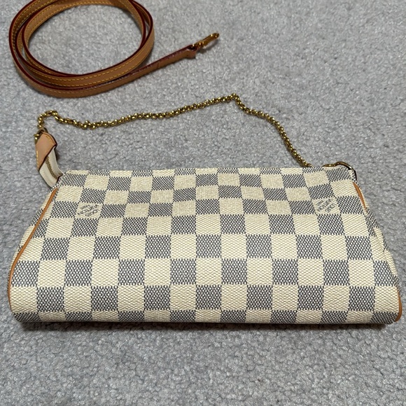 Authentic LOUIS VUITTON Eva Damier Azur Mini Crossbody Chain Bag - Picture 5 of 9